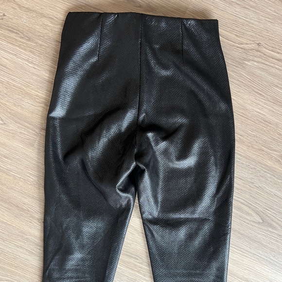 Zara pants - Picture 6 of 7